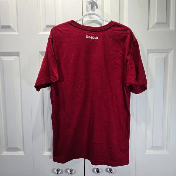 Men’s Reebok Burgundy T-Shirt – Size Large - Picture 2 of 4